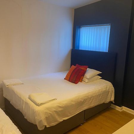 Clifton Hotel Newcastle Room photo
