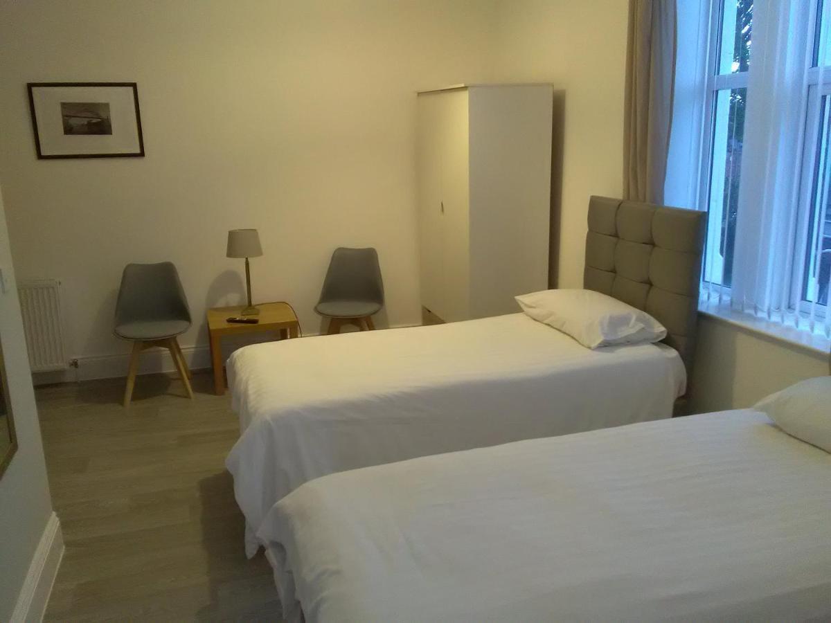 Clifton Hotel Newcastle Room photo