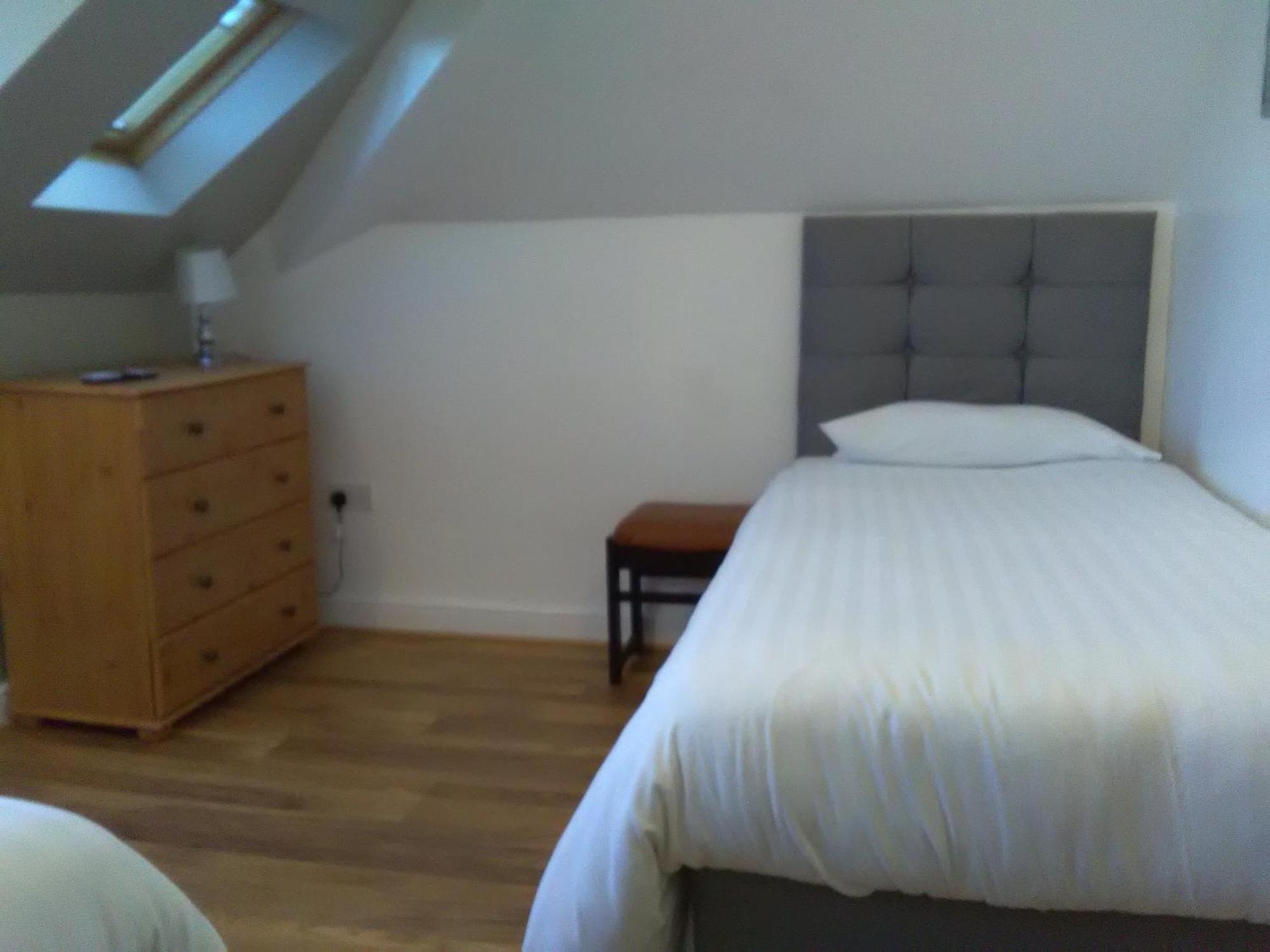 Clifton Hotel Newcastle Room photo